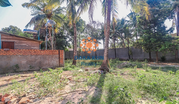 Urgent Sale Land near Sala Kamreuk-Siem Reap