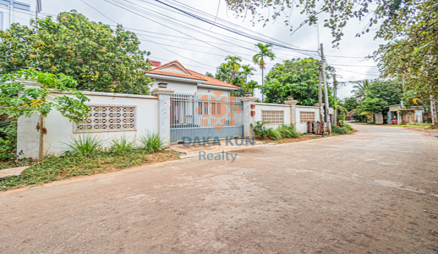 House for Sale in Krong Siem Reap-Svay Dangkum