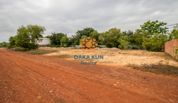 Urgent Sale Land near Svay Dangkum-Siem Reap