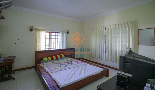 4 Bedrooms House for Rent in Krong Siem Reap-Sla Kram