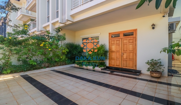 3 Bedrooms Villa for Sale in Siem Reap