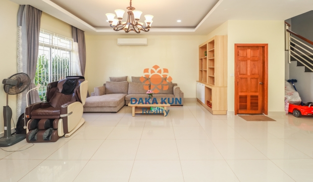 3 Bedrooms Villa for Sale in Siem Reap