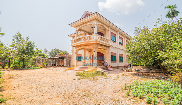 6 Bedrooms House for Rent in Krong Siem Reap-Svay Dangkum