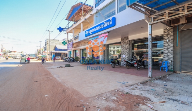 Urgent Sale House in Sala Kamreuk commune, Siem Reap