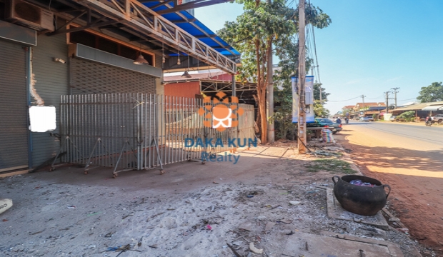 Urgent Sale House in Sala Kamreuk commune, Siem Reap