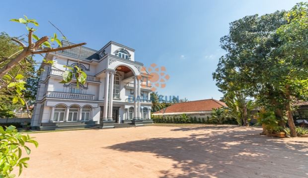 Modern Villa for Sale in Siem Reap city-Sala Kamreuk