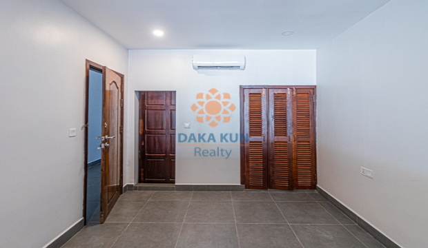 3 Bedrooms House for Rent in Krong Siem Reap-Svay Dangkum