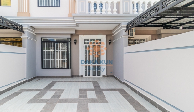 Flat House for Sale in Siem Reap-Kandaek