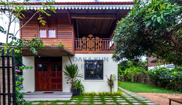 3 Bedrooms Wooden House for Rent in Siem Reap City