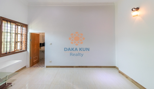 House for Sale in Siem Reap city-Svay Dangkum