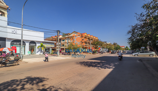 Commercial Building For Rent near Sivutha Road, Siem Reap