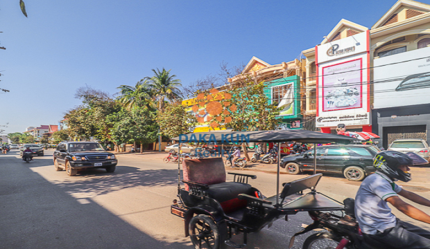 Commercial Building For Rent near Sivutha Road, Siem Reap