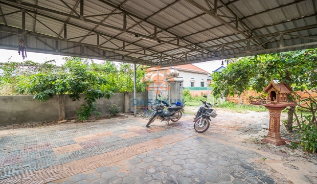 House for Sale in Siem Reap city-Sala Kamreuk