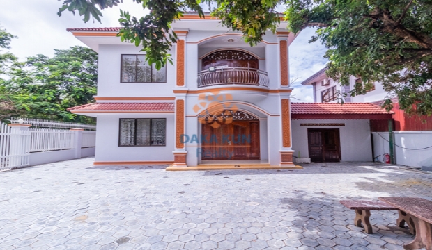 5 Bedrooms House for Rent in Siem Reap-Svay Dangkum