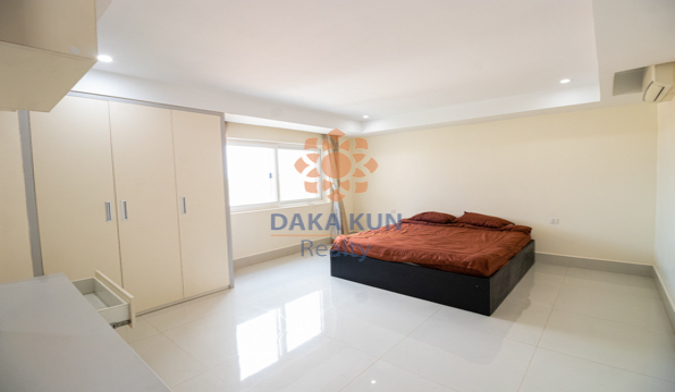 3 Bedrooms Apartment for Rent with Pool in Siem Reap-Svay Dangkum