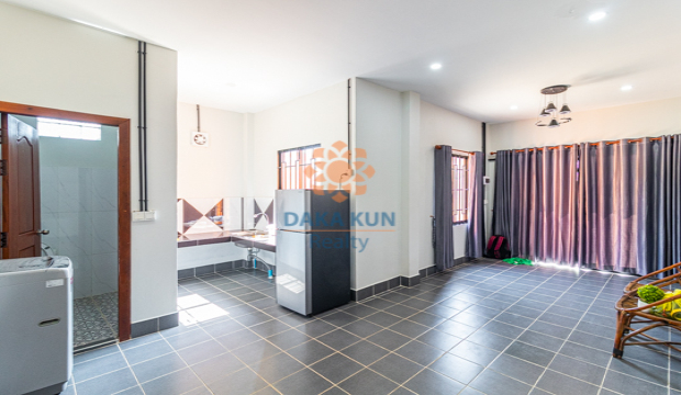 2 Bedrooms House for Rent in Krong Siem Reap-Sala Kamreuk