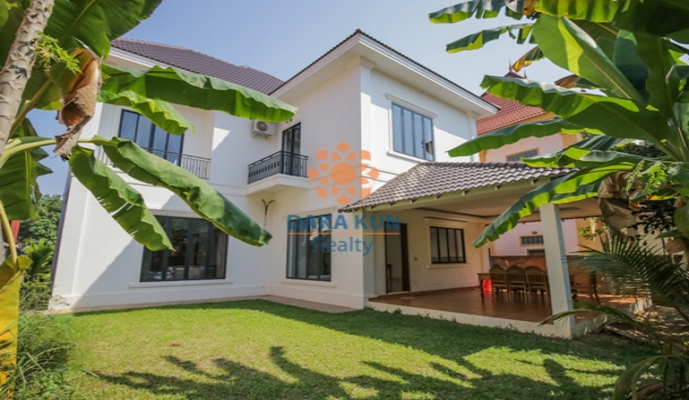 4 Bedrooms House for Villa for Rent in Siem Reap city-Svay Dangkum