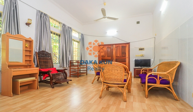 2 Bedrooms House for Rent in Siem Reap-Svay Dangkum