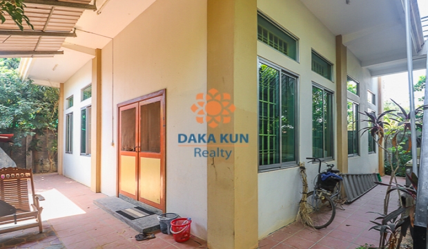 2 Bedrooms House for Rent in Siem Reap-Svay Dangkum