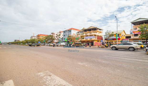 4 Bedrooms House for Rent in Krong Siem Reap-National Road 6