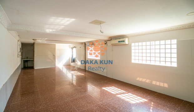 Shophouse for Rent in Siem Reap city-National Road 06