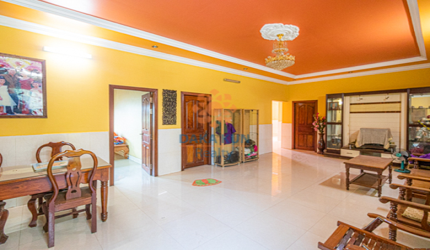 6 Bedrooms House for Rent in Krong Siem Reap-Svay Dangkum