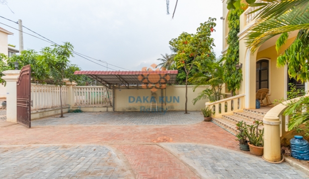 2 Bedrooms Villa for Rent in Siem Reap-Svay Dangkum