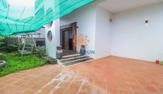 4 Bedrooms House for Rent in Siem Reap-Svay Dangkum