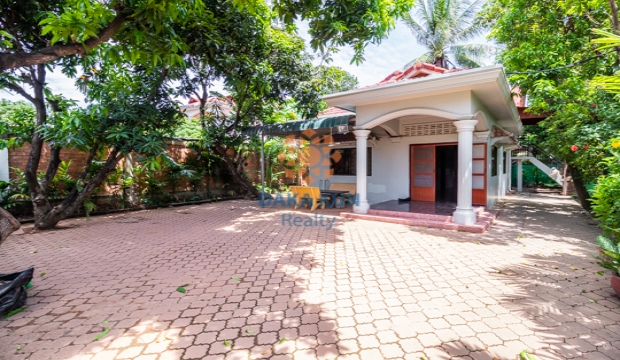 2 Bedrooms House for Rent in Siem Reap-Svay Dangkum