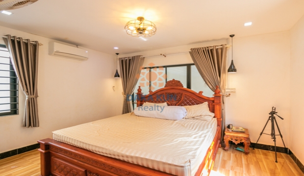 House for Sale on the Main Road-Siem Reap city