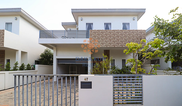 3 Bedroom Villa with Swimming Pool for Rent in Siem Reap