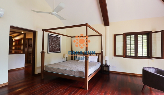 European Villa for Sale in Siem Reap-Svay Donkum