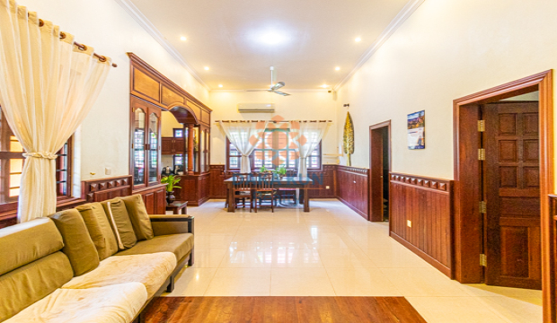 2 Bedrooms Villa for Rent in Siem Reap-Sala Kamreuk