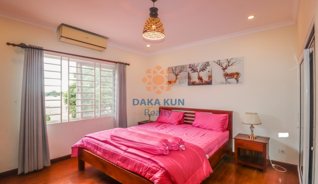 4 Bedrooms Villa with Swimming Pool for Rent in Siem Reap-Svay Dangkum