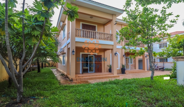 4 Bedrooms Villa with Swimming Pool for Rent in Siem Reap-Svay Dangkum