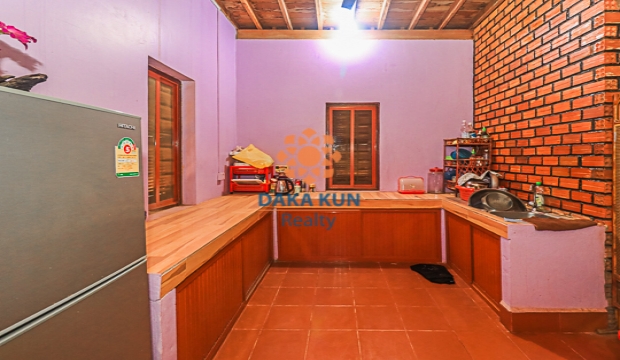 Wooden House for Rent in Siem Reap-Svay Dangkkum