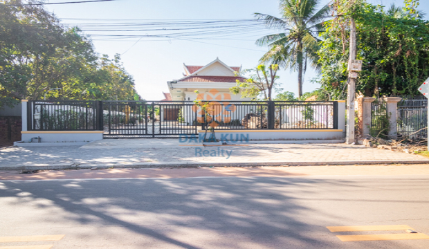 7 Bedrooms House for Rent in Krong Siem Reap-Sla Kram