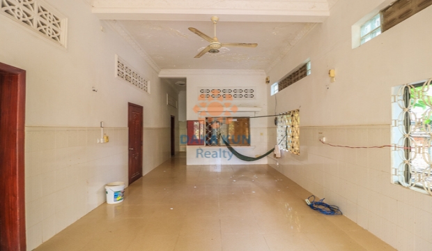 House for Sale in Siem Reap city-Sala Kamreuk