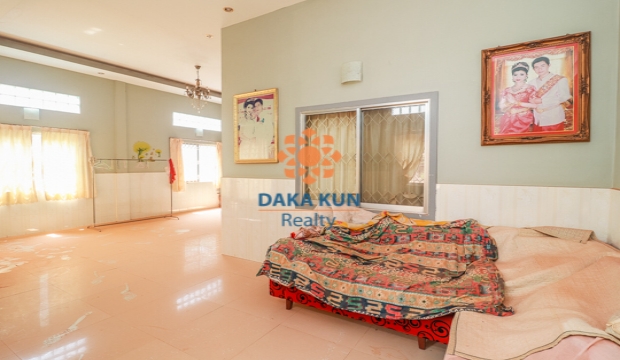 3 Bedrooms House for Rent in Siem Reap-Svay Dangkum