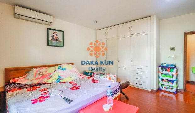 2 Bedrooms Villa for Rent in Siem Reap-Sla Kram