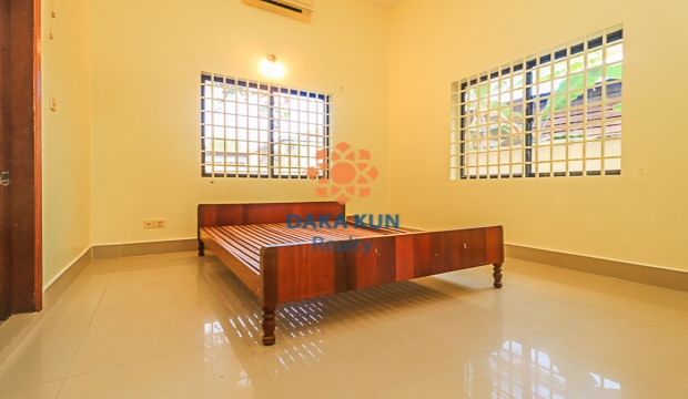 3 Bedrooms House for Rent in Siem Reap-Svay Dangkum