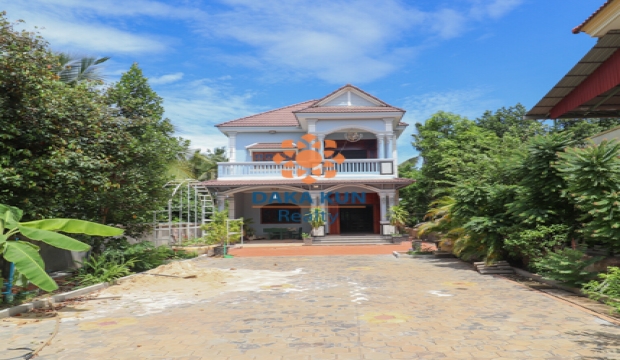 6 Bedroom House for Rent in Siem Reap-Sala Kamruek