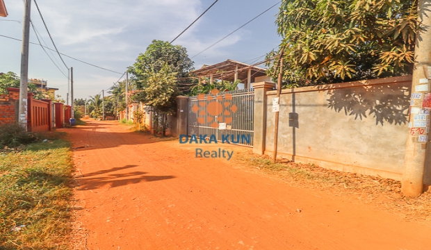 Urgent Sale Land near Sala Kamreuk-Siem Reap