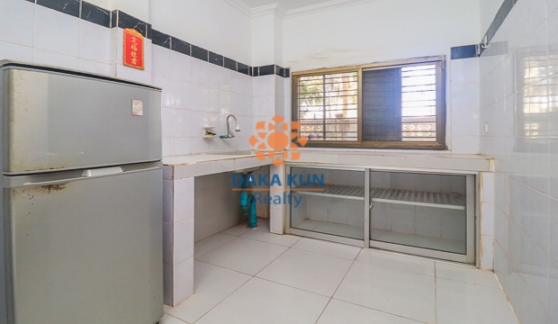 3 Bedrooms Wooden House for Rent in Siem Reap