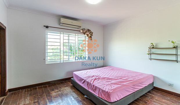 3 Bedrooms Villa for Rent in Krong Siem Reap-Svay Dangkum