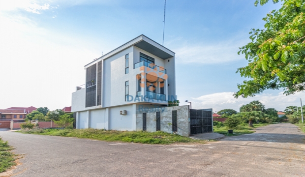 House for Sale in Siem Reap - Svay Dangkum