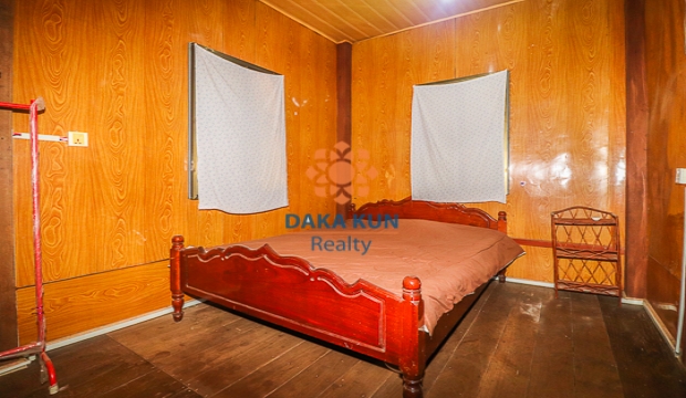 3 Bedrooms Wooden House for Rent in Siem Reap