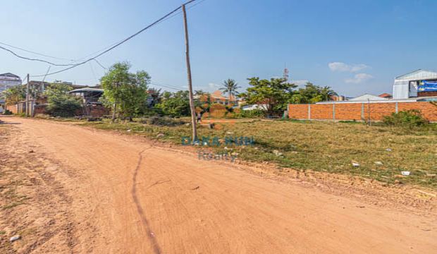 Land for Sale in Krong Siem Reap-Sala Kamreuk