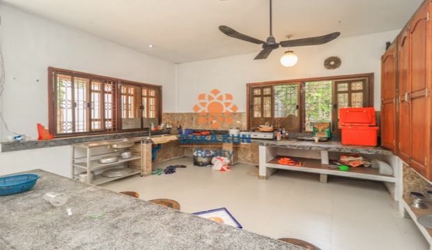 5 Bedrooms House for Rent in Siem Reap - Sala Kamruek