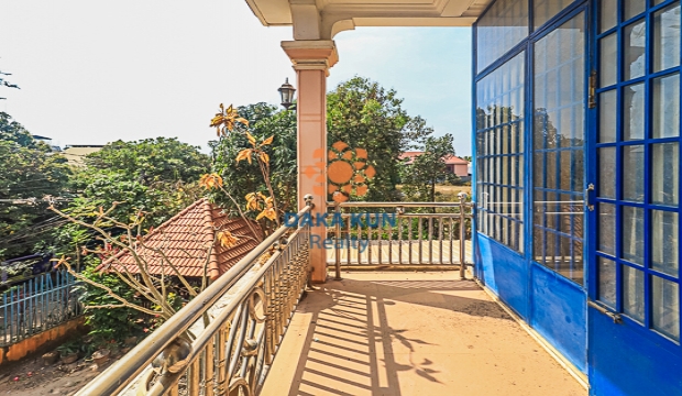 5 Bedrooms House for Rent in Siem Reap-Svay Dangkum